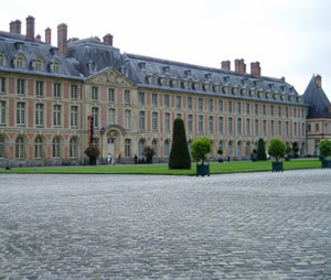 Aile Louis XV